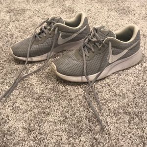 Women’s Nike Tanjun Shoe